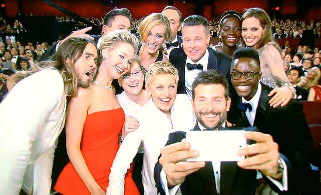 oscar-selfie